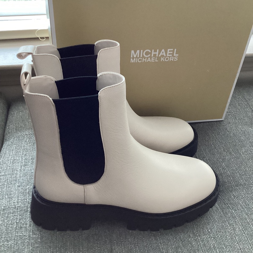 MICHAEL Michael Kors Women's Asher Leather Lug Ankle Booties, size 10